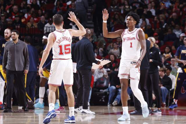 开云-火箭小将持续进步！近五场助攻数仅次东哈 已成值得信任的持球手